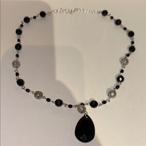 4/$20 Elegant Black and Silver Necklace